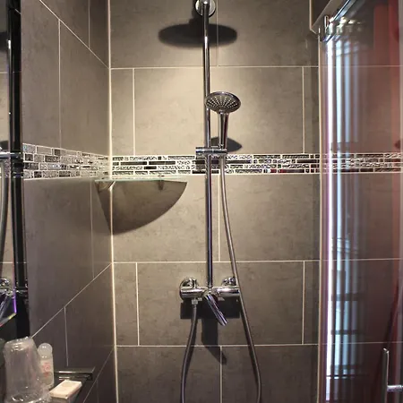 Des Buttes Chaumont Paris