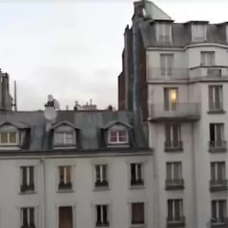 Hotell Des Buttes Chaumont 2*