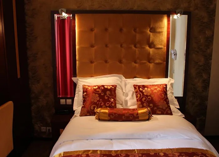Des Buttes Chaumont Hotel