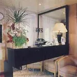 Hotel Des Buttes Chaumont